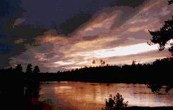 La rivière WALKER au crépuscule